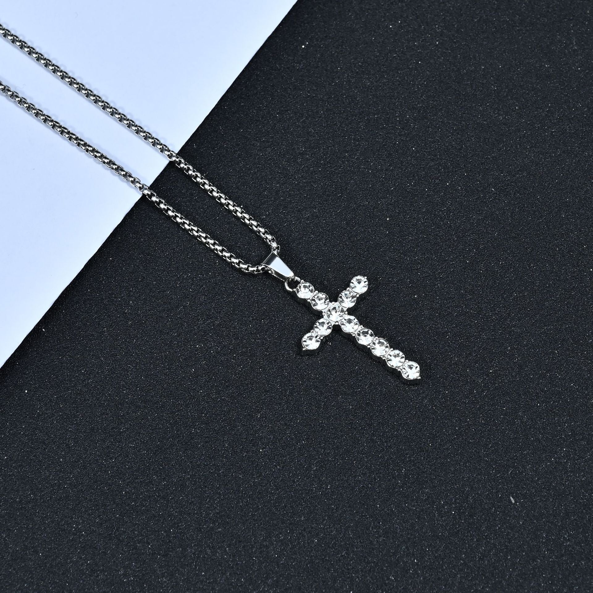 Wholesale Hip Hop Street Punk Black Cross Pendant Necklace Stainless Steel Chain Unisex Fashion Accessory