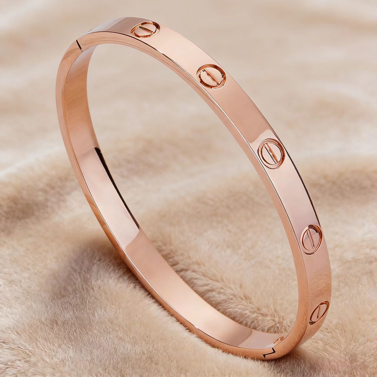 Wholesale Titanium Steel Open Bracelet with Diamond Pattern for Everyday Wear Jewelry Accessory