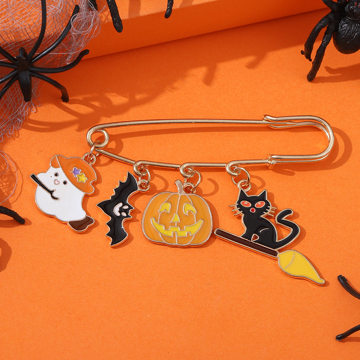 Wholesale  ghost face pumpkin ghost web gothic brooch