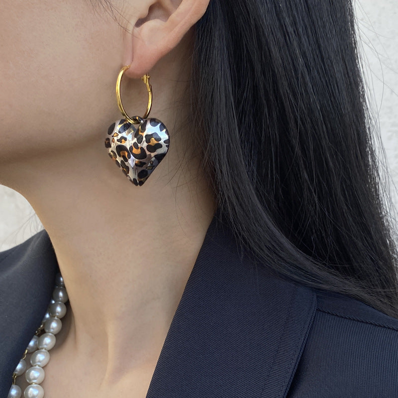 Wholesale Leopard Heart Pendant Earrings