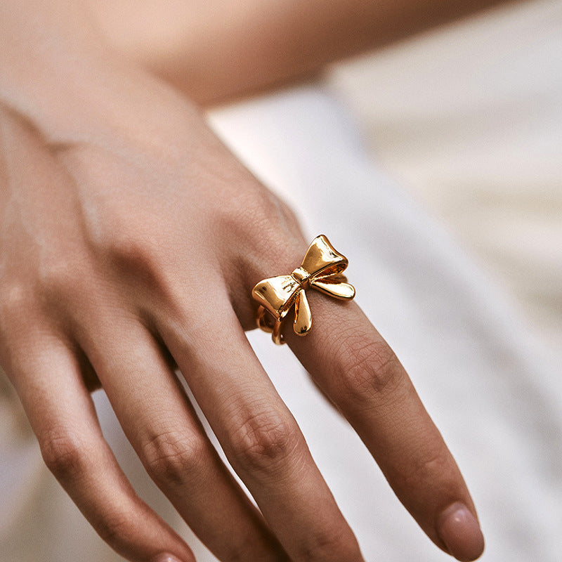 Wholesale  bow shape asymmetric design romantic light luxury rings
