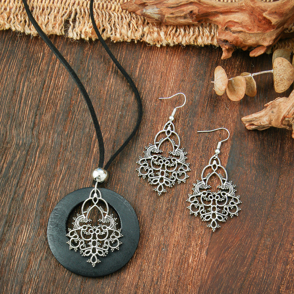 Wholesale Ethnic Style Geometric Earrings with Alloy and Black Wood Wool Chain Everyday Jewelry Accessory