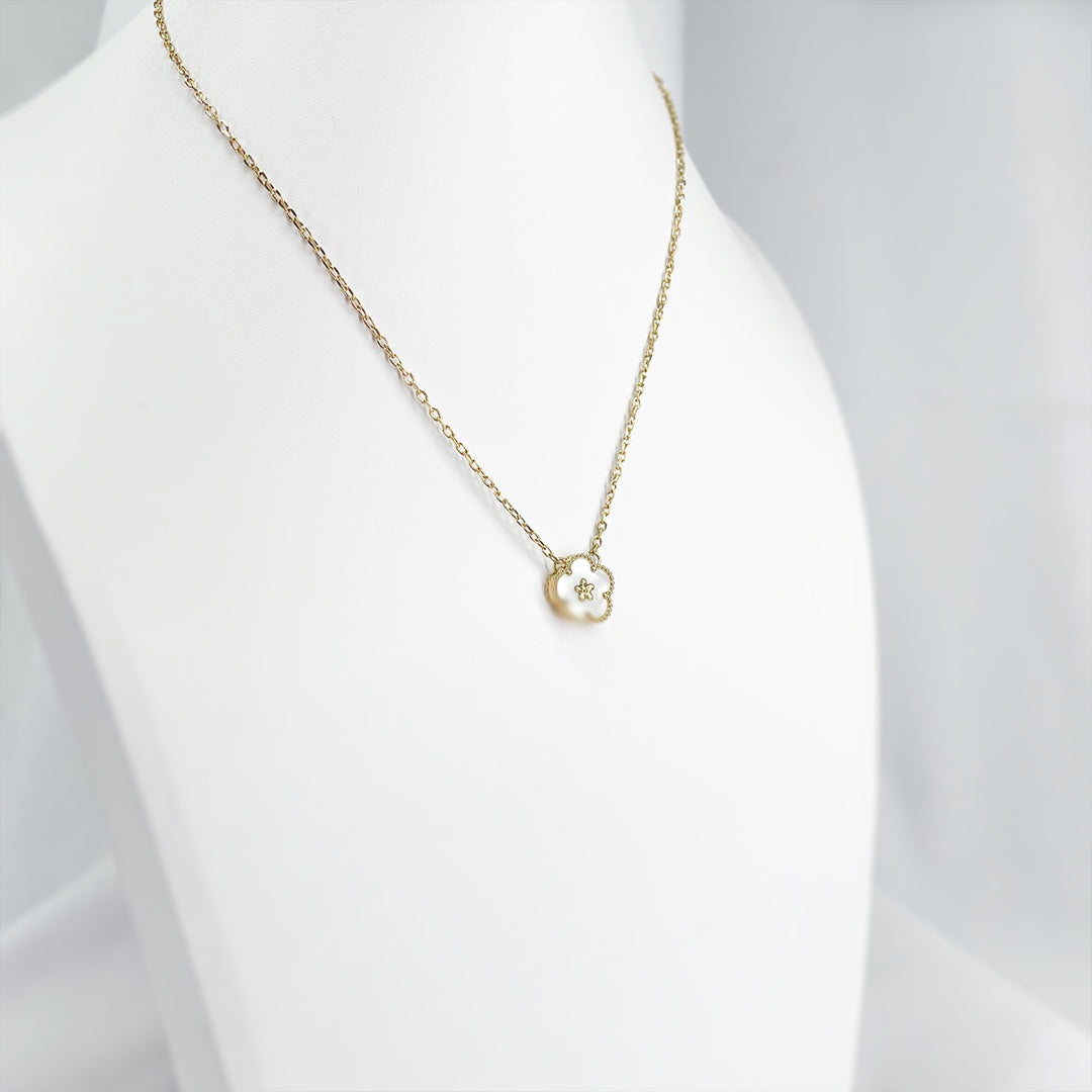 Wholesale Light Luxury Ladybug Titanium Steel Bracelet and Necklace Set with Genuine Shell - Fashion Accessory Gift