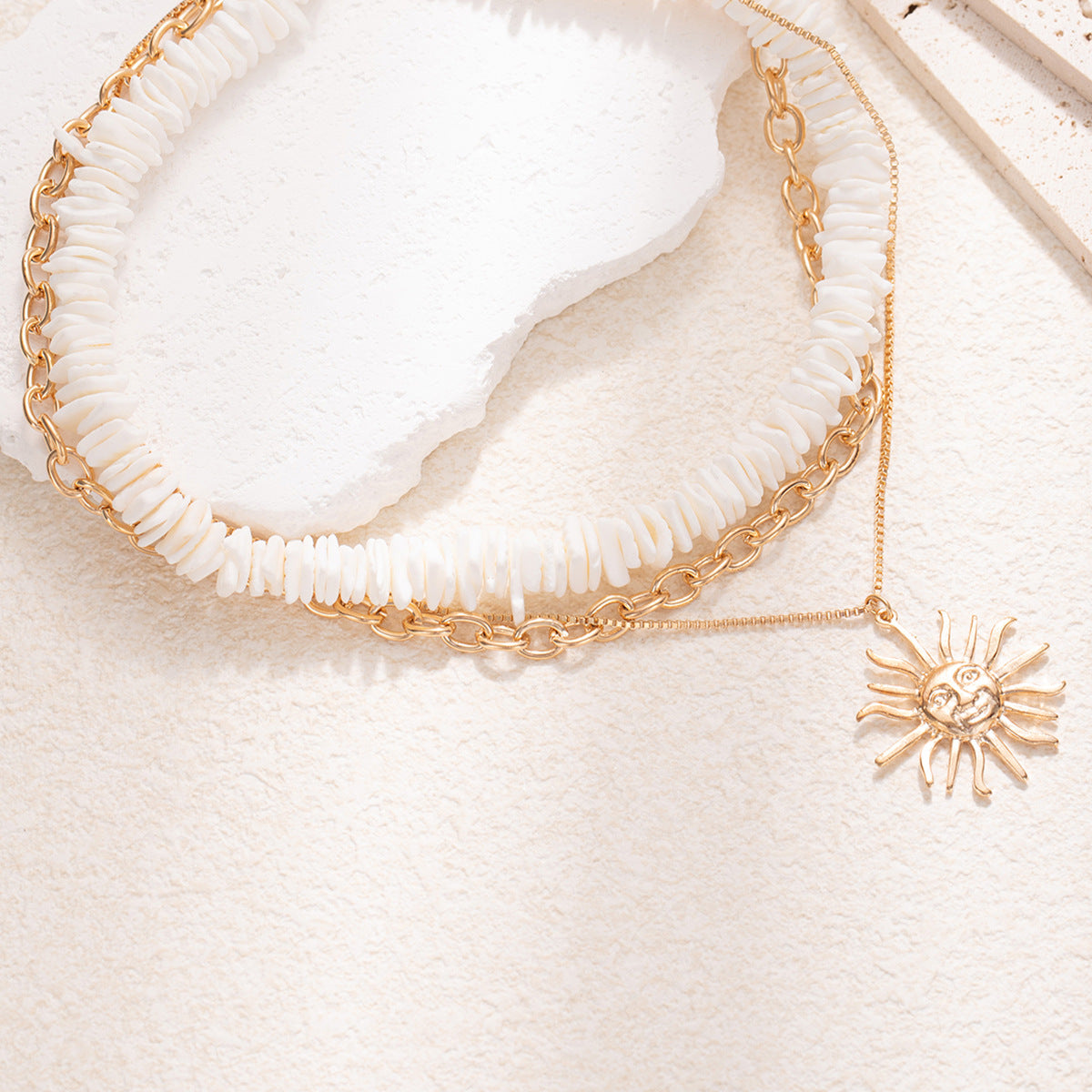 Wholesale Natural Shell Necklace Light Luxury  Pendant Multi-layer Overlapping  Clavicle Chain