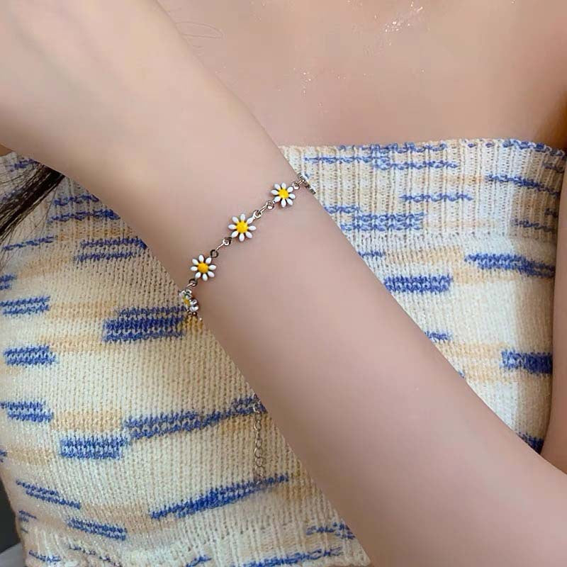 Wholesale European and American Cross-Border Bohemian Style Oil Dripping Small  Flower Clavicle Chain Necklace Women' s Flower Painted Oil Dripping Necklace