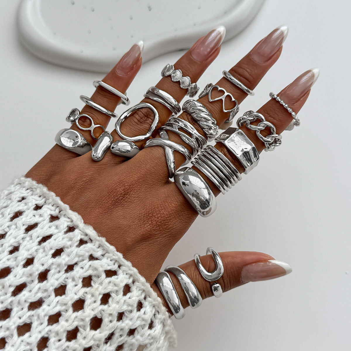 Wholesale Metal Glossy Water Drop Geometric Disc Hollow Ring Set