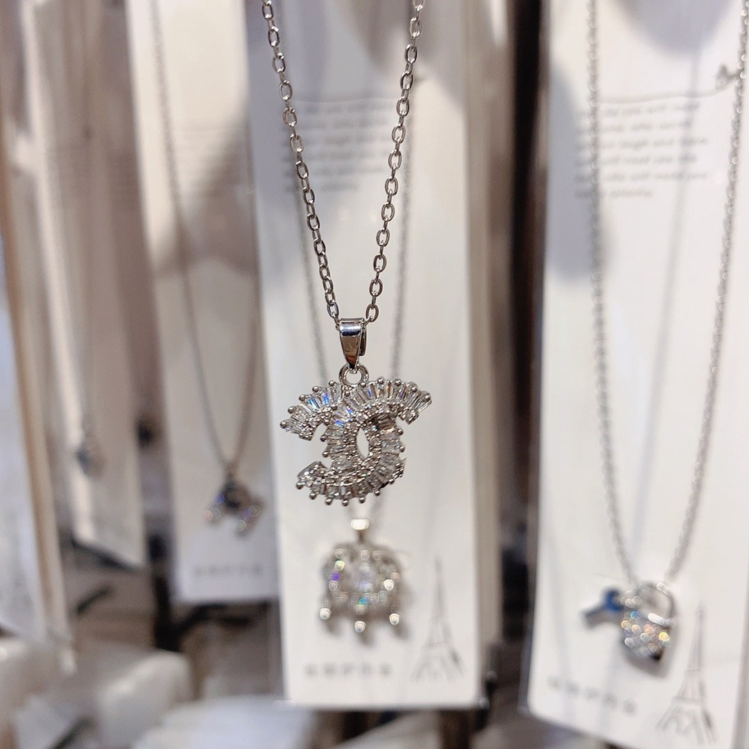 Wholesale Titanium Steel Zircon Blingbling Double C-shaped Light Luxury Necklace