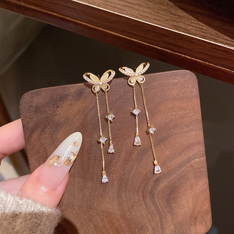 Wholesale 2026 Collection: Women' s Micro-Pavé Zircon Bowknot Earrings — S925 Silver Posts,  Niche-Style High-End Pearl Studs