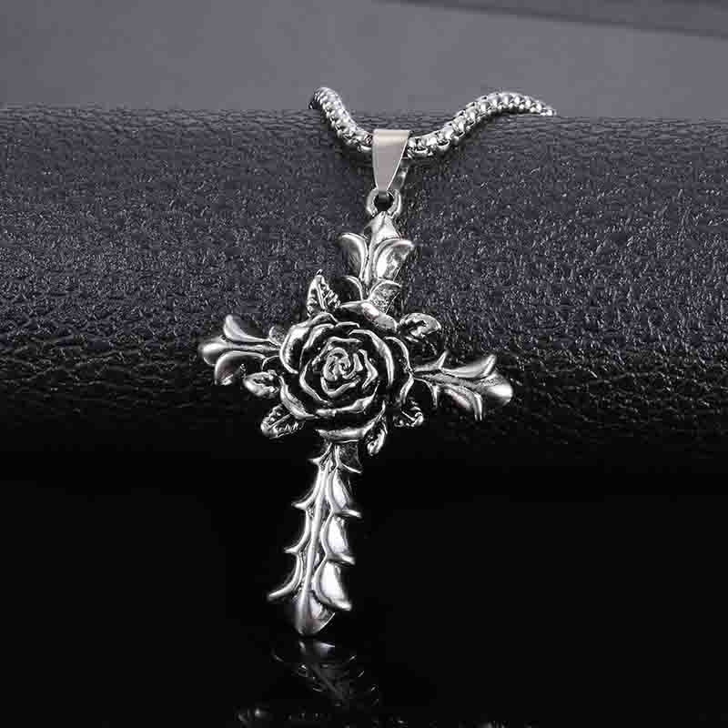 Wholesale Stylish Cross Pendant Necklace Alloy Electroplated Fashion Jewelry Accessory For Women