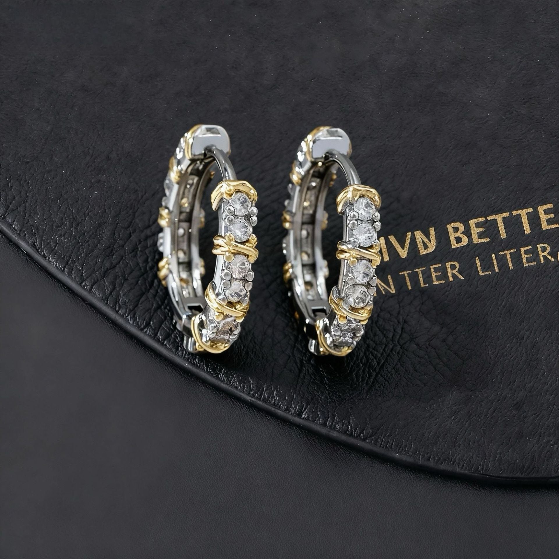 Wholesale Copper Electroplated Retro Zirconia Ear Cuff Geometric Design Women S Fashion Accessory