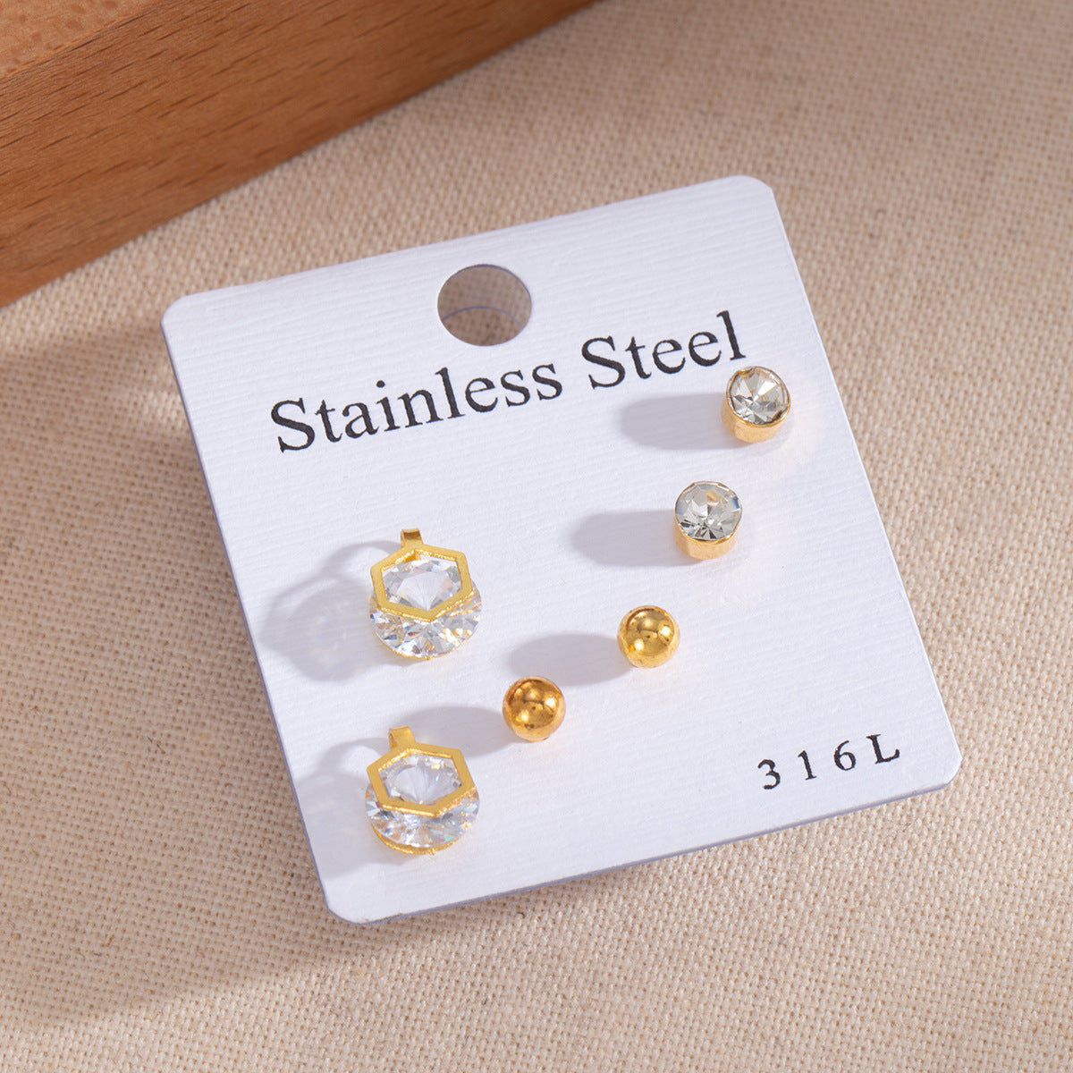 Wholesale Stylish Gold Stainless Steel Geometric Earrings for Women Vintage Fashion Accessory