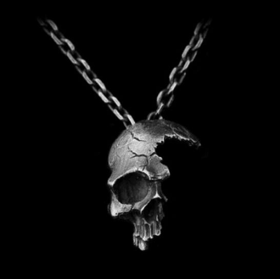 Wholesale Men' s Skull Pendant Necklace Vintage Gothic Alloy Electroplated Casual Fashion Accessory