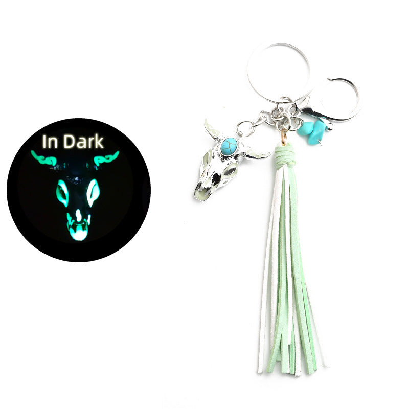 Wholesale Retro Western Style  Luminous Niutou Turquoise Fluorescent Metal Keychain