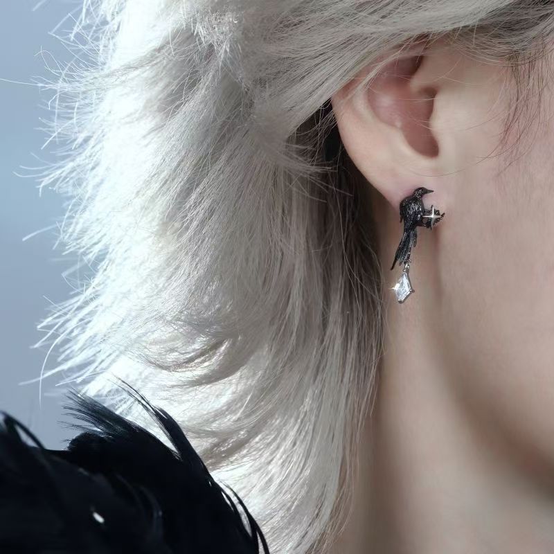 Wholesale Animal Earrings Raven Diamond Earrings