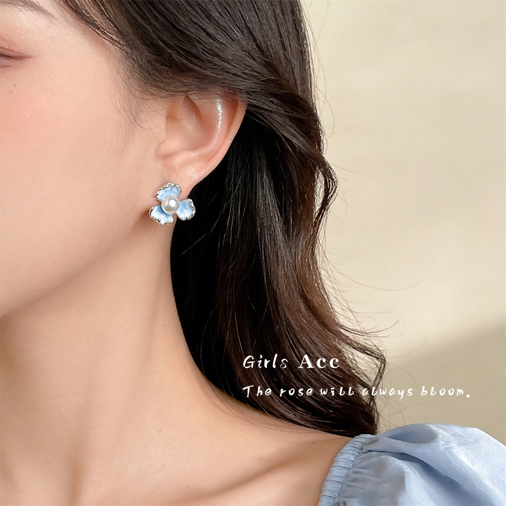 Wholesale Copper Blue Enamel Drip-Glazed Flower Earrings,  Fresh Floral Pearl Studs,  Fashion Accessory