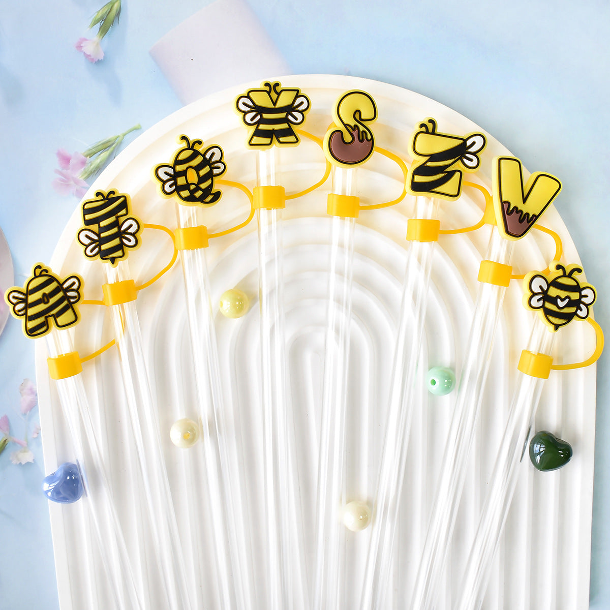 Wholesale Random 100pcs Bee Letters 10mm Straw Tube Cap ACC-SCR-RYY068