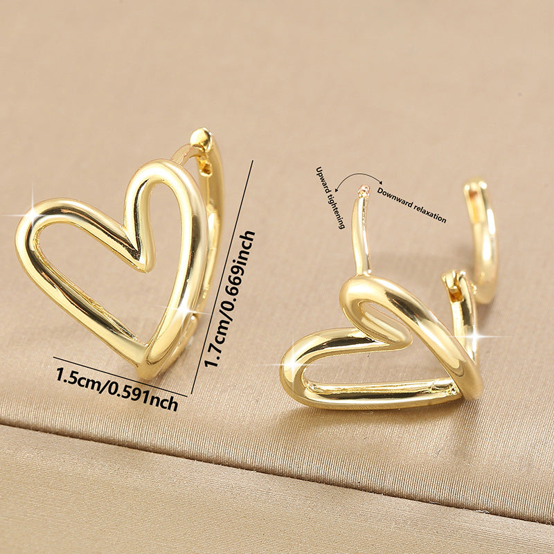 Wholesale Fashion Copper Hollow-Out Heart-Shaped Ear Clips,  Retro Women' s Earrings,  Everyday Wear or Gift
