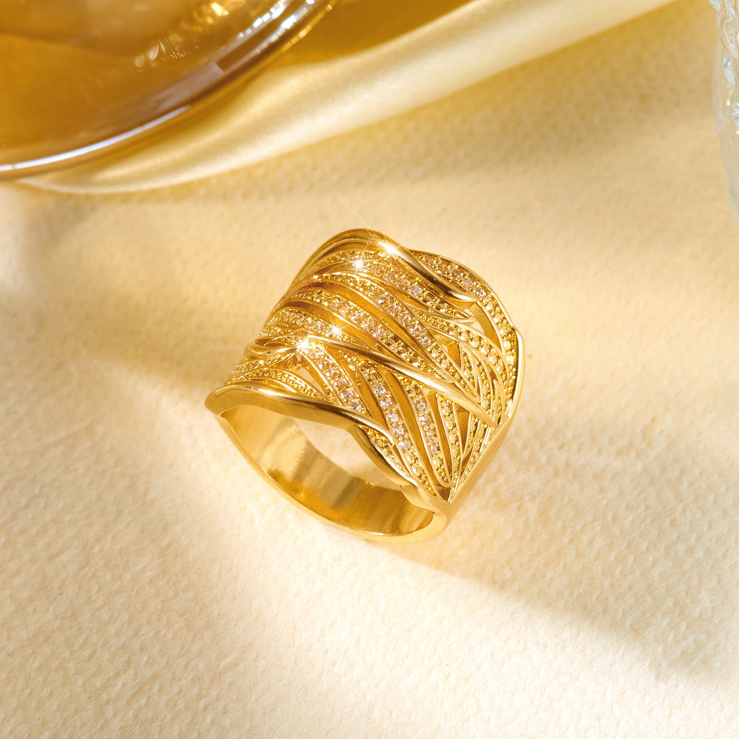 Wholesale Three In One Heart Shaped Copper Zircon Ring Trendy Everyday Jewelry Accessory