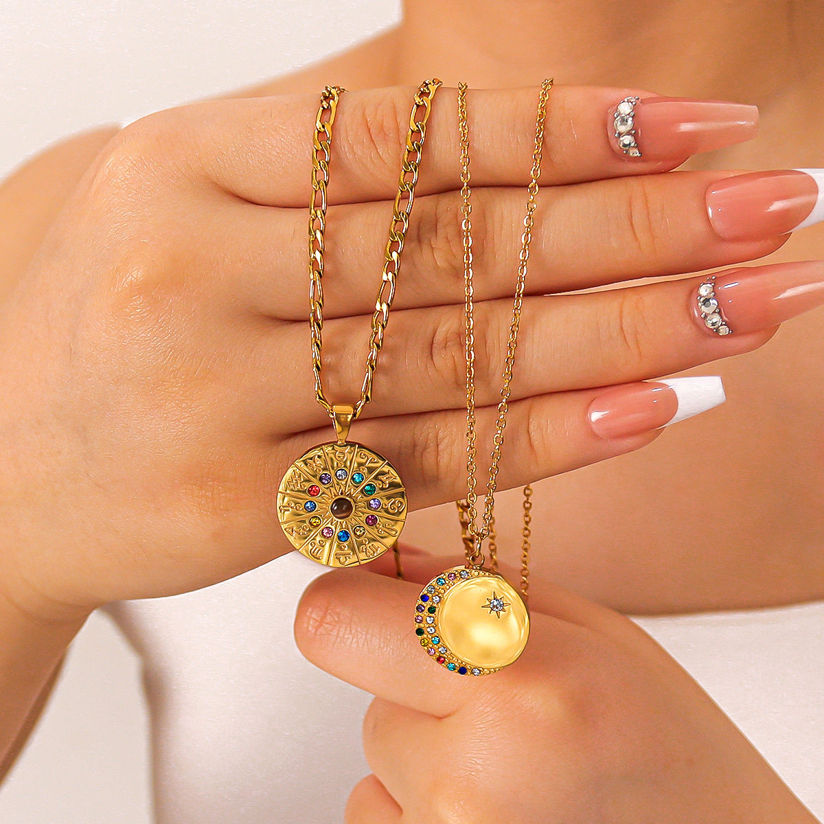 Wholesale Stainless Steel Plated 18K Gold Retro 12 Constellation Pendant Necklace