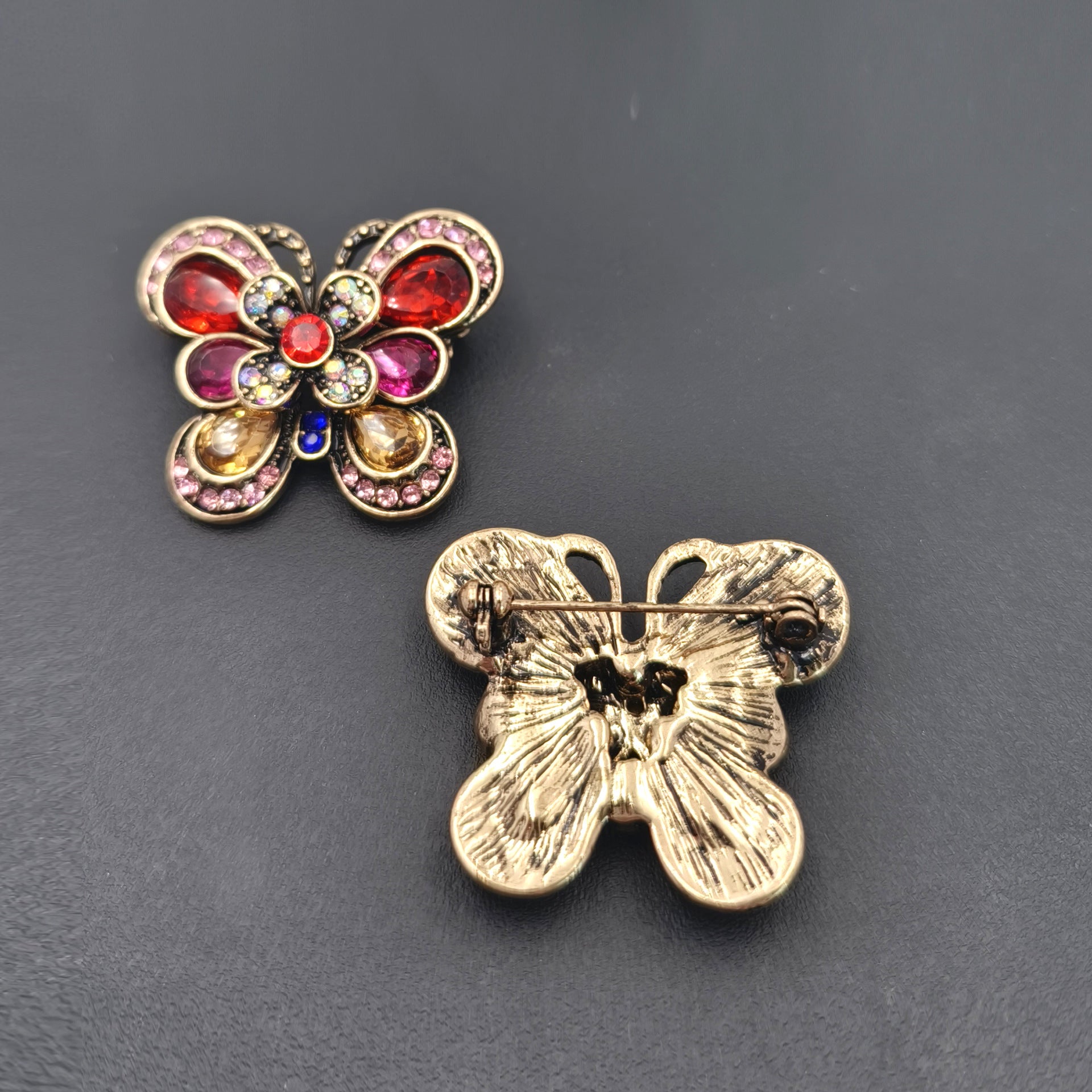 Wholesale retro color treasure Diamond red butterfly ear clip earrings