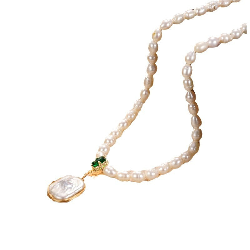 Wholesale  Pearl Irregular Shaped Retro Necklace Elegant Light Luxury All-match Clavicle Chain