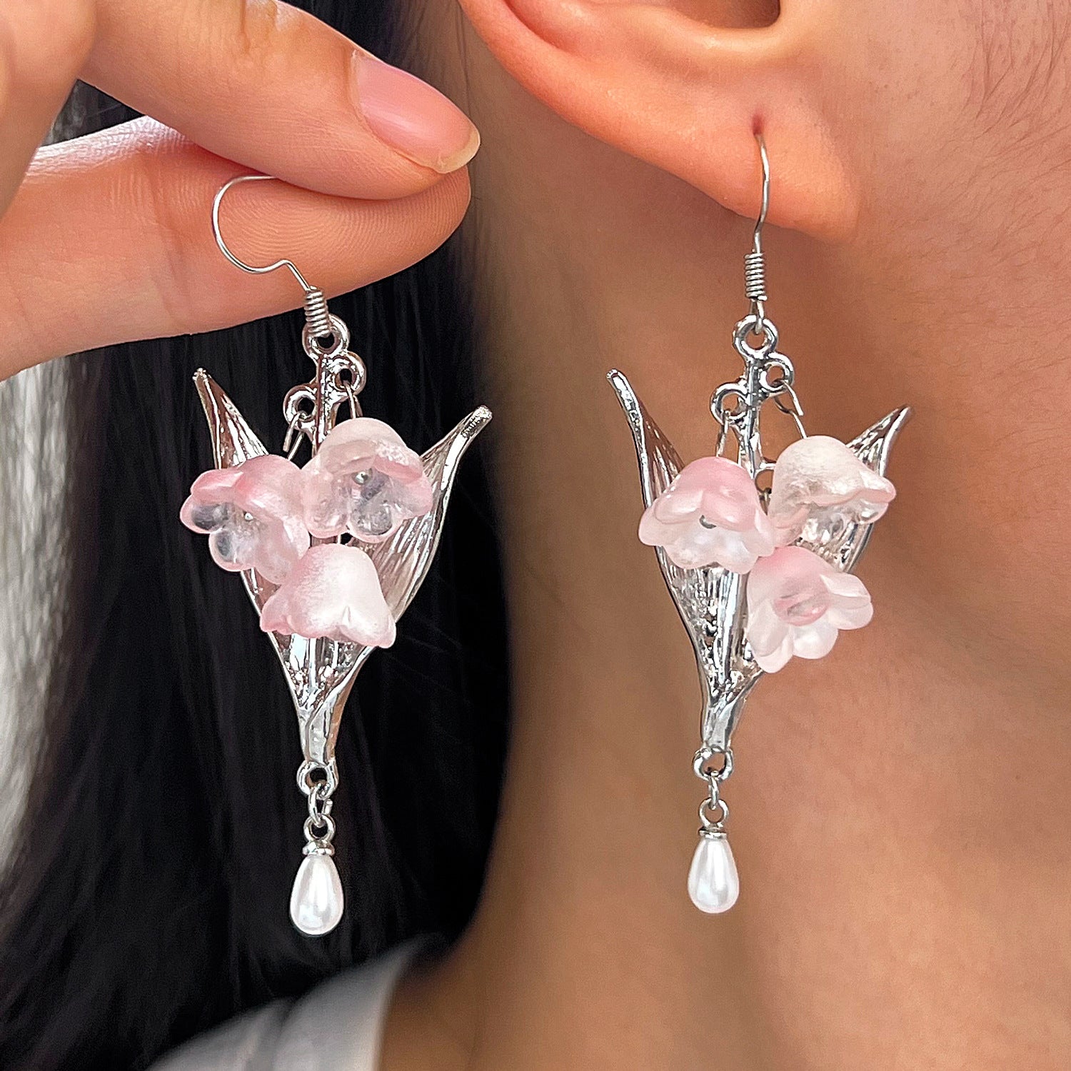 Wholesale New Chinese Style Lily Of The Valley Earrings Resin Pearl Drop Alloy Chic Women S Jewelry Gift