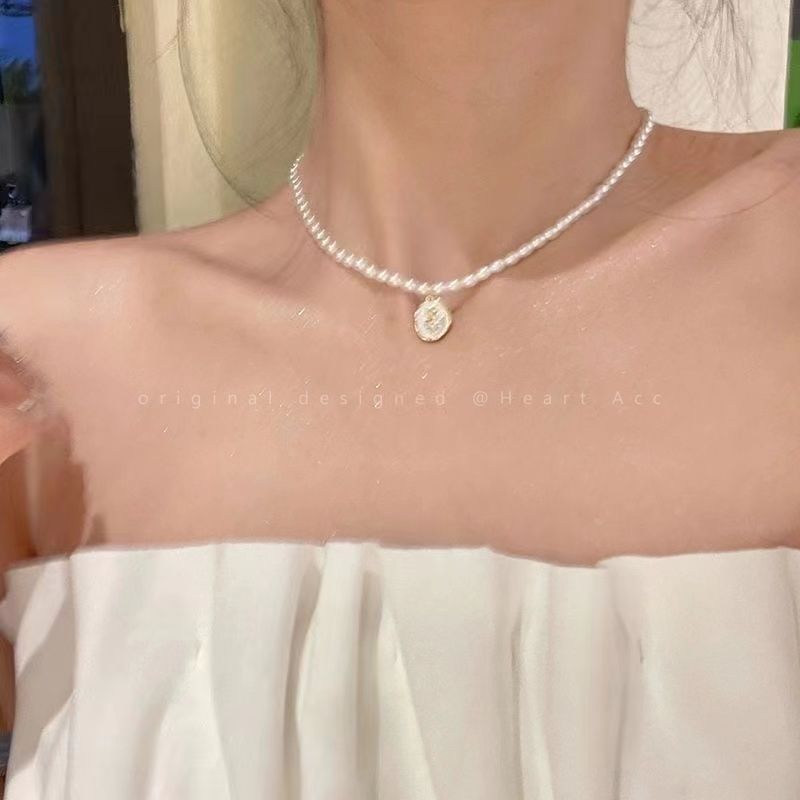 Wholesale Bowknot Pearl Necklace With Full Rhinestones Light Luxury Women S Collarbone Necklace Chic Fashion Accessory Gift