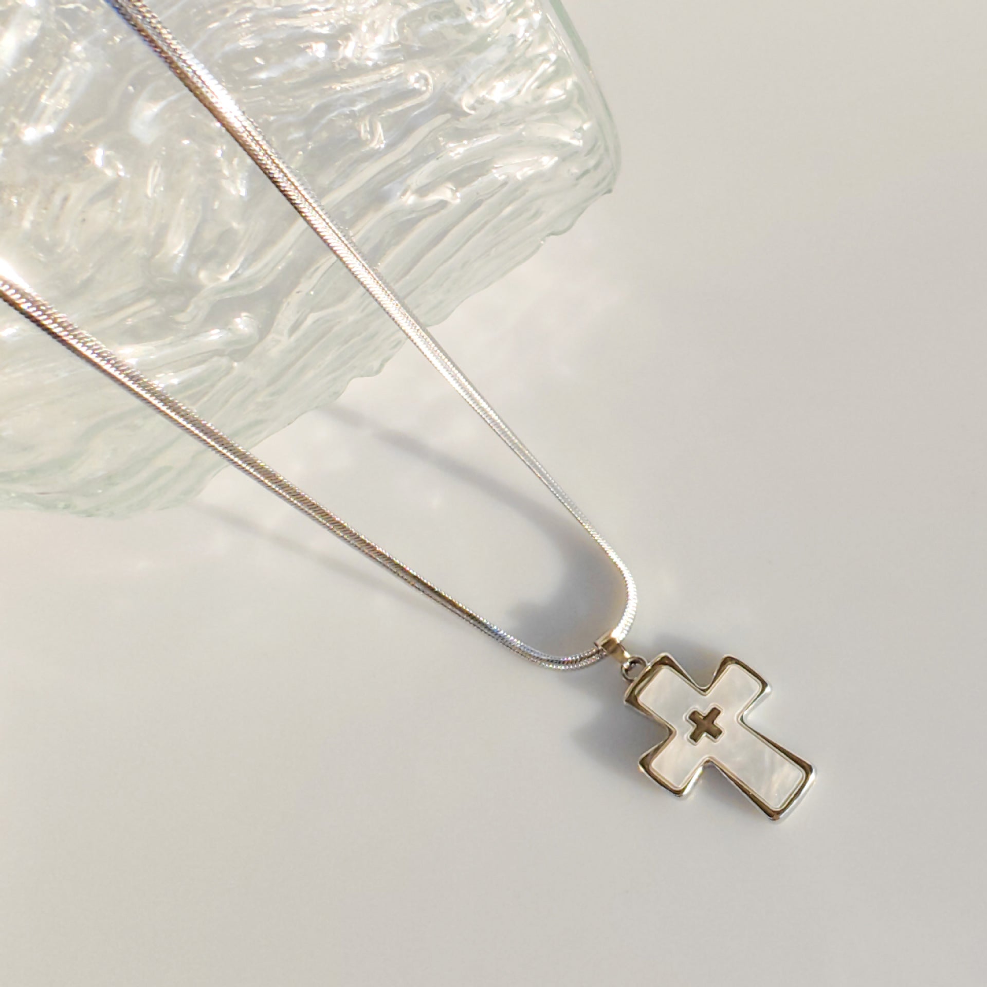 Wholesale  Titanium Steel knife chain double cross pendant necklace