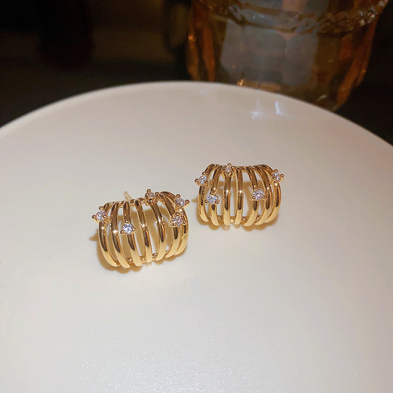 Wholesale electroplated silver needle zircon pearl flower heart earrings