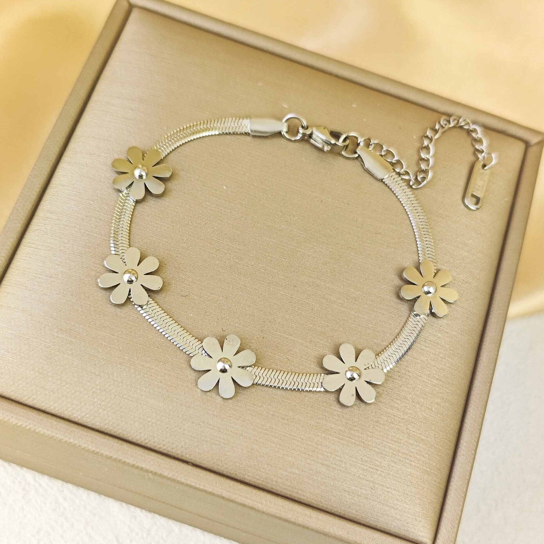 Wholesale Minimalist  Titanium Steel Bracelet Fashion Jewelry Accessory for Women Gift