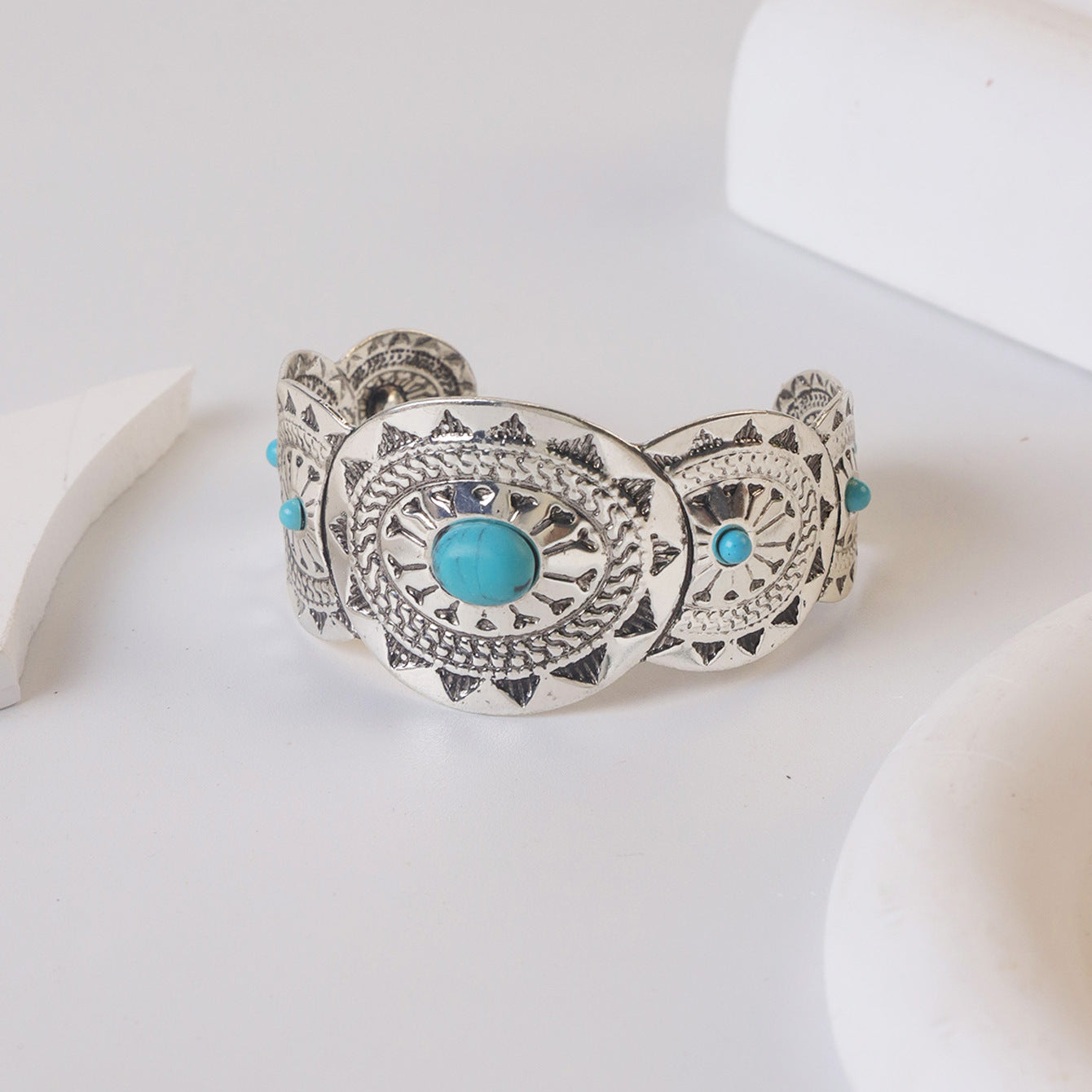 Wholesale Silver Tone Turquoise Inlay Vintage Open Adjustable Bracelet Women Fashion Jewelry Accessory