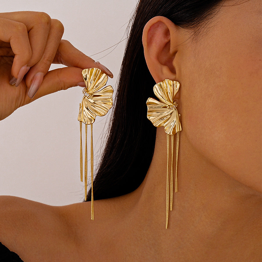 Wholesale Metallic zircon flower long tassel silver needle earrings