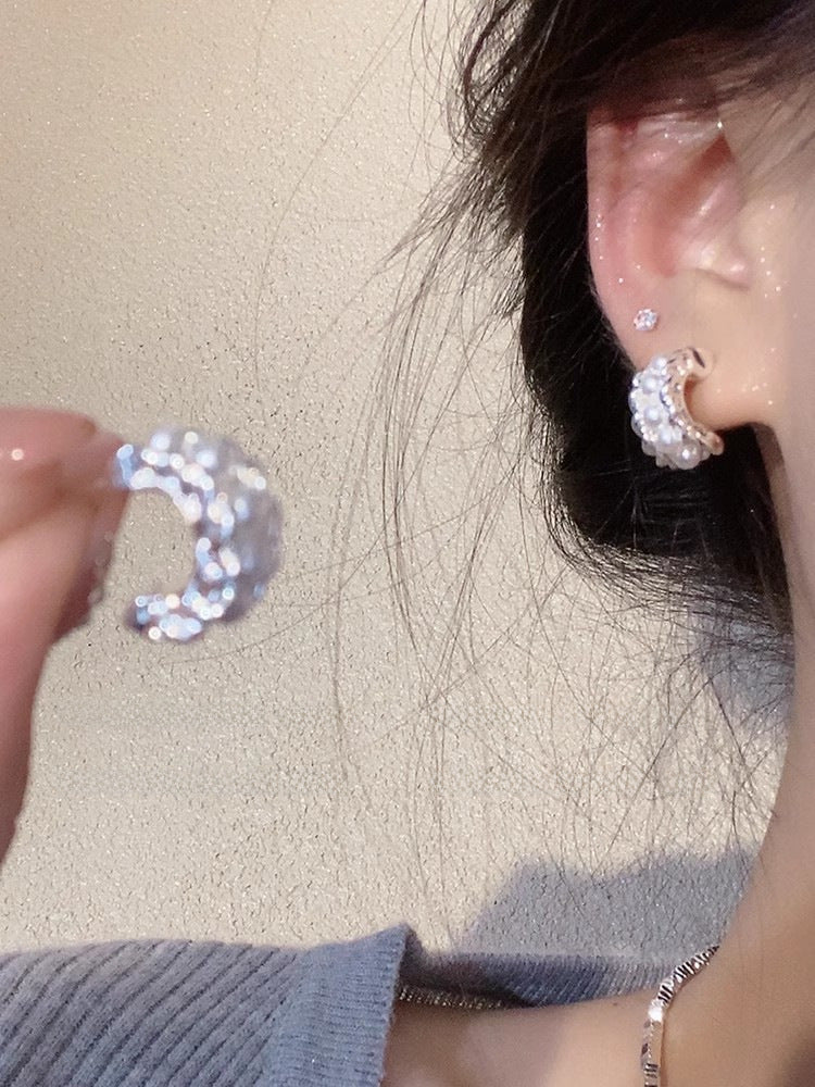 Wholesale Cute C Shape Wrap Pearl Earrings