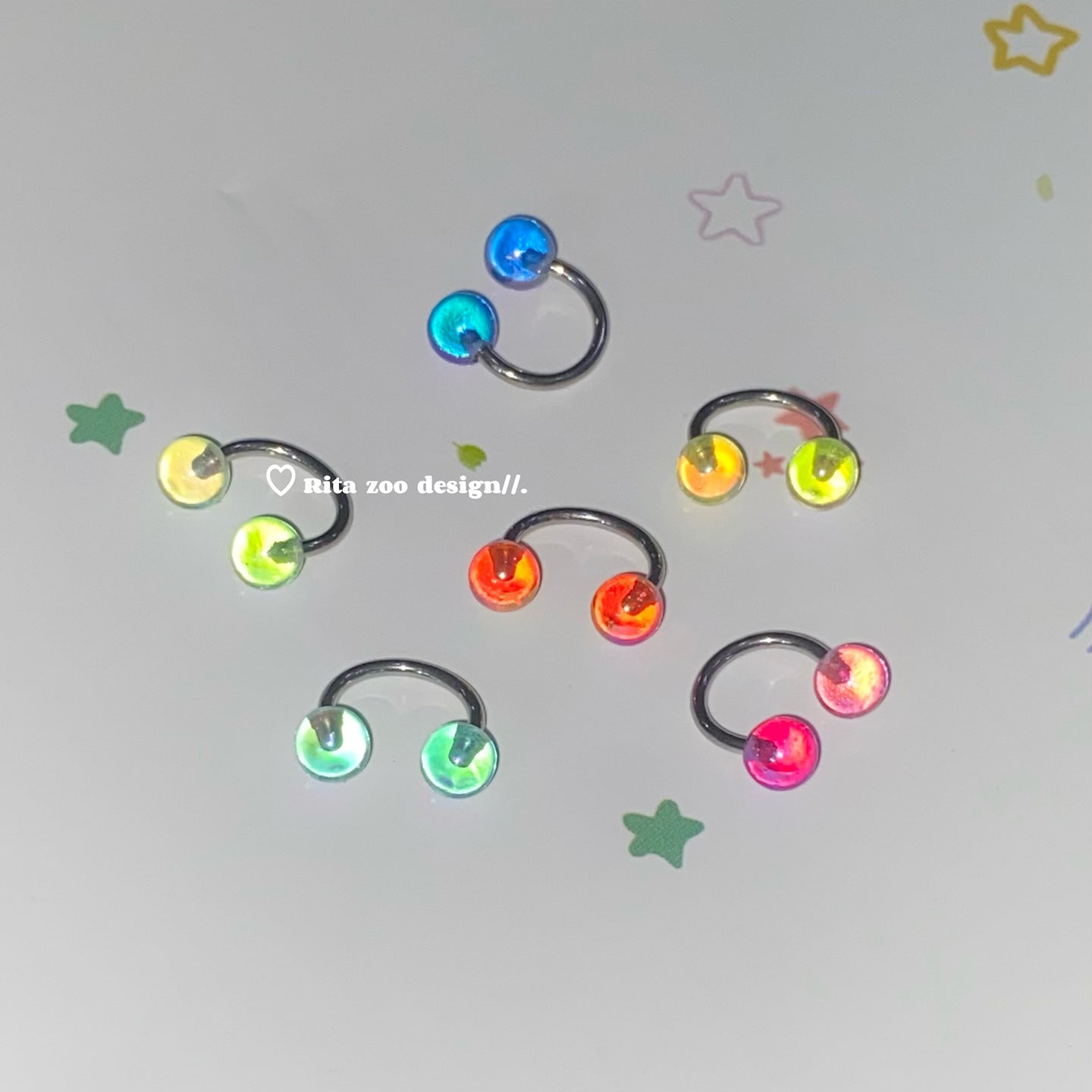 Wholesale Titanium steel screw horseshoe earrings