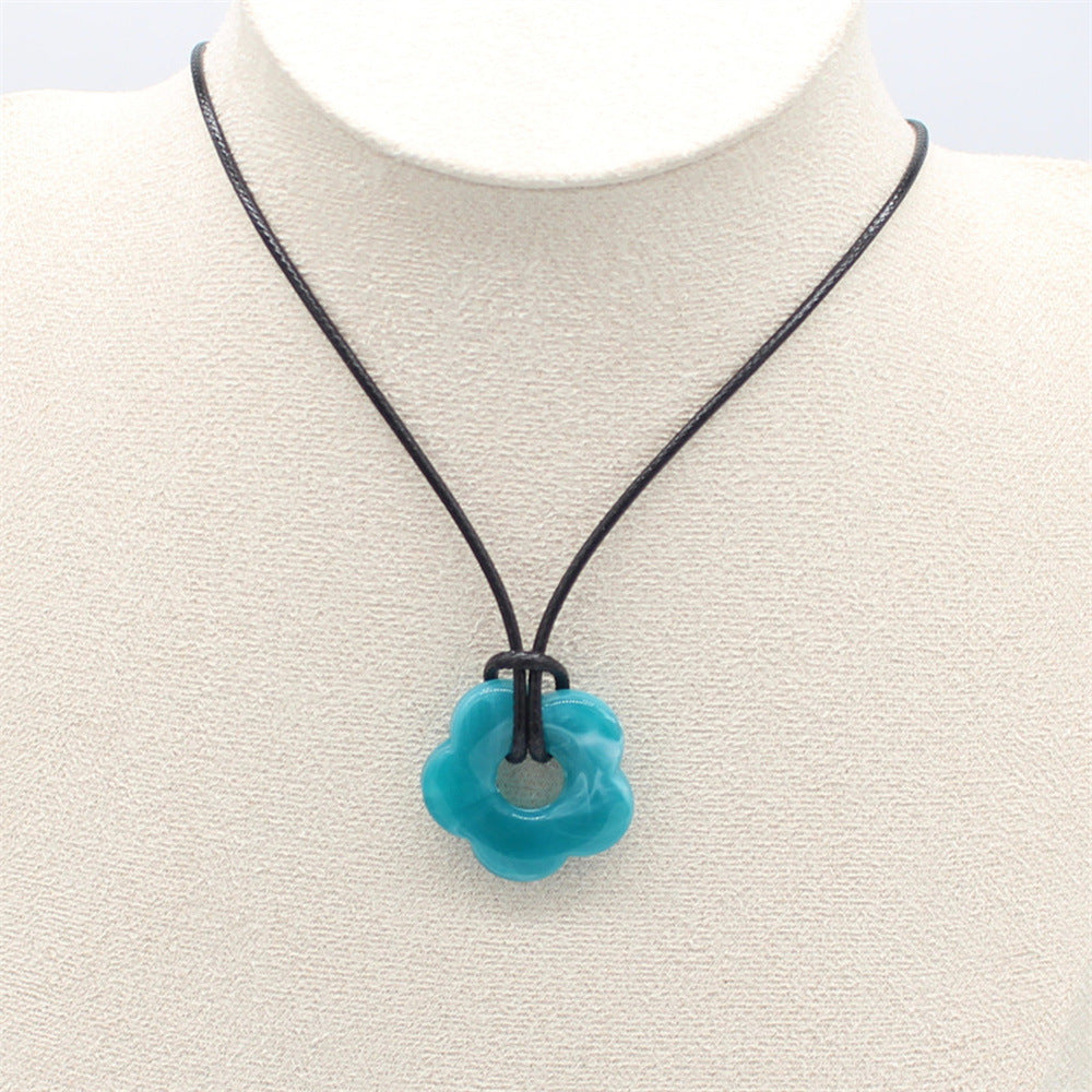 Wholesale wax thread hollow flower pendant necklace