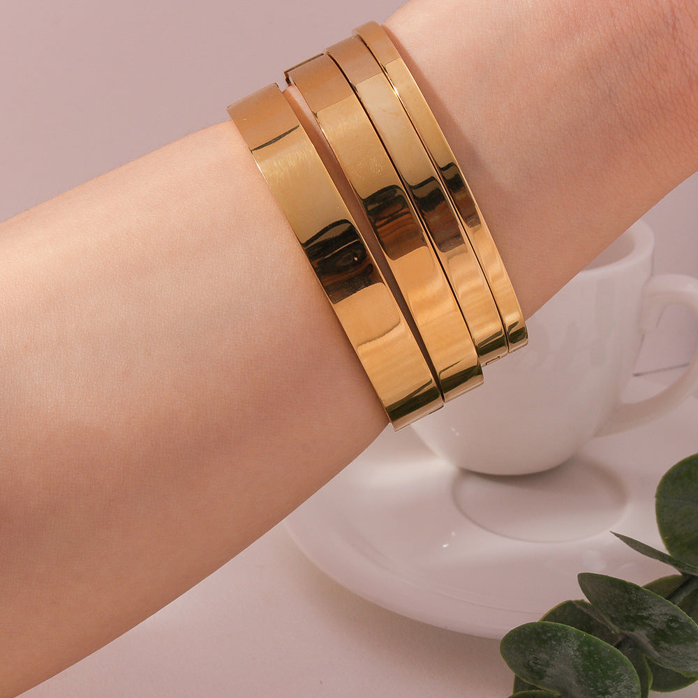 Wholesale Classic Stainless Steel Gold Plated Ladies Bracelet 18K Mirror Polished Jewelry Accessory