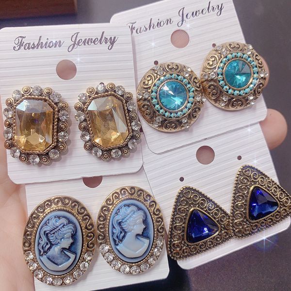 Wholesale Random color 10pcs Retro Ethnic Style Exaggerated Electroplated Gemstone Earrings ACC-ES-Pabo001