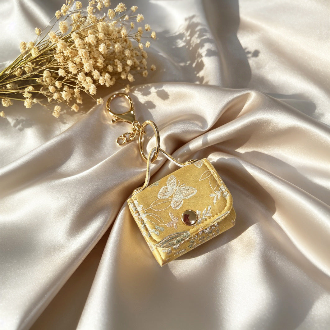Wholesale Chinese Embroidery Earphone Bag Charm Keychain Handmade Fashion Accessory Gift