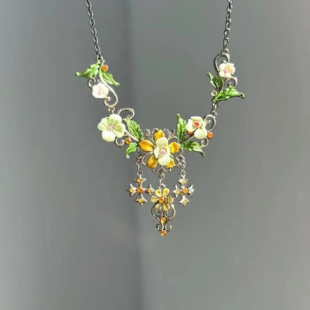 Wholesale Vintage  Flower Necklace