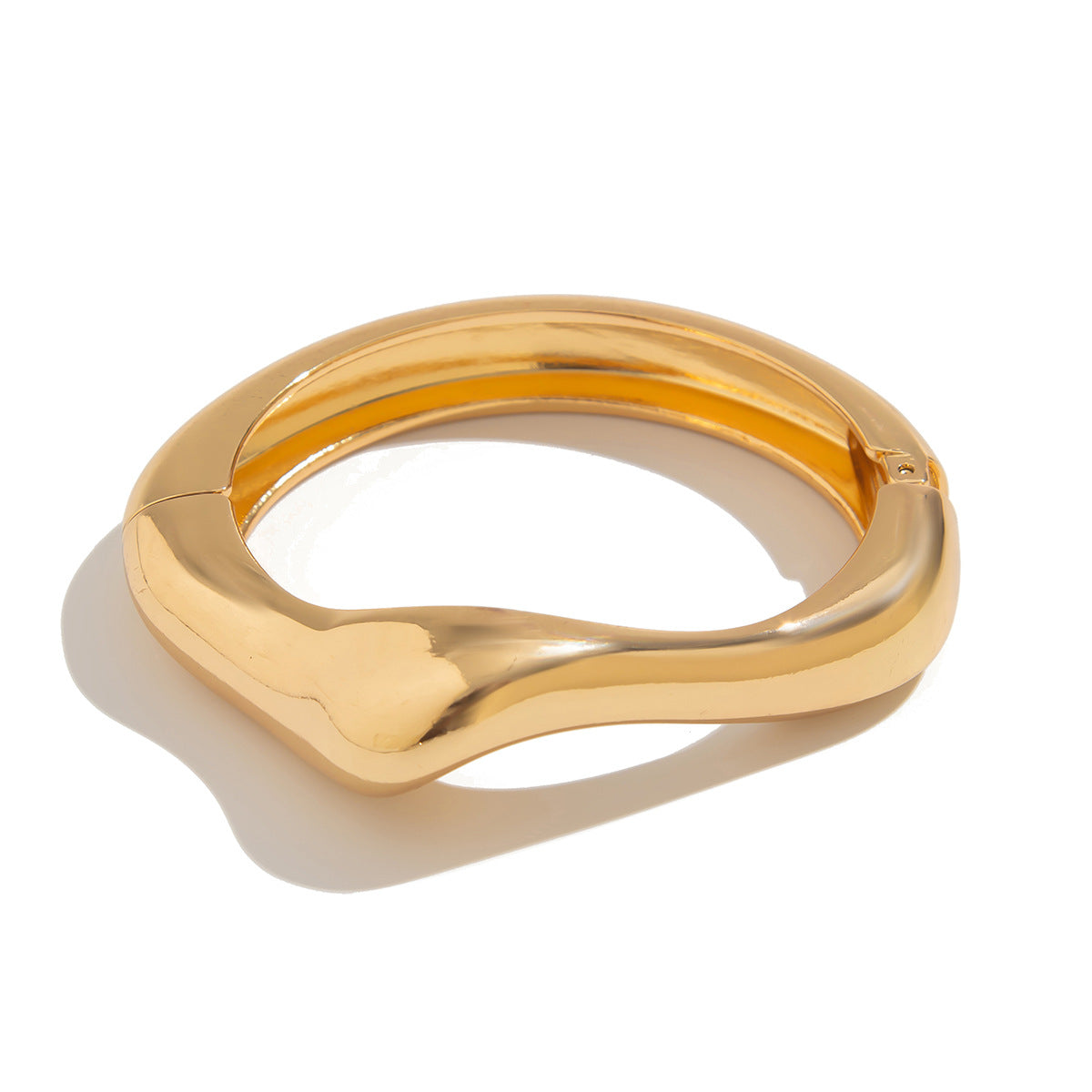 Wholesale Exaggerated irregular curve smooth alloy Bracelet set