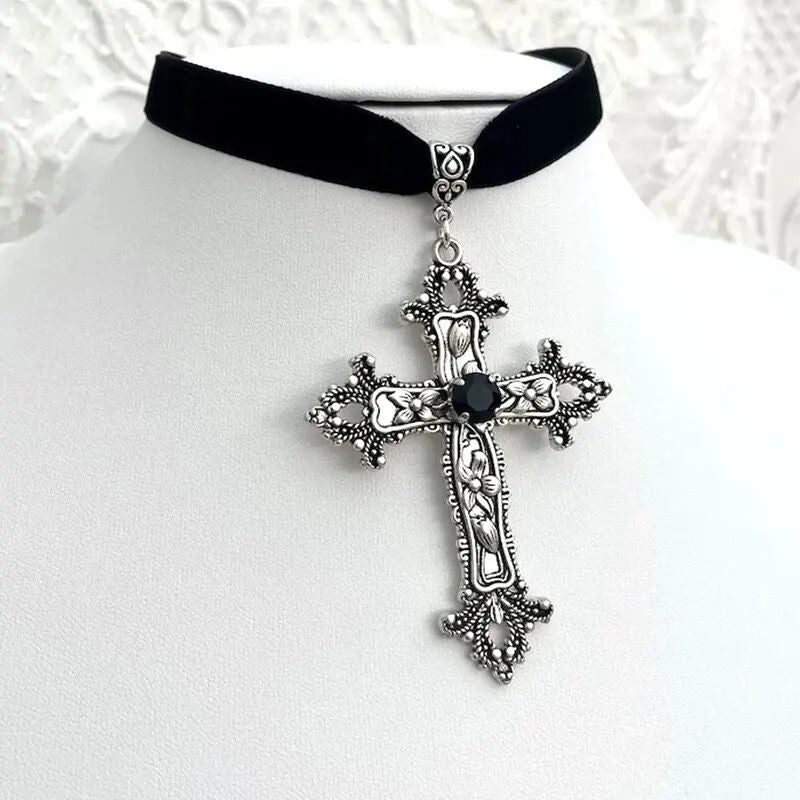 Wholesale Gothic Retro Cross Pendant Necklace Black Velvet Choker Unisex Fashion Accessory for Boutique Resale