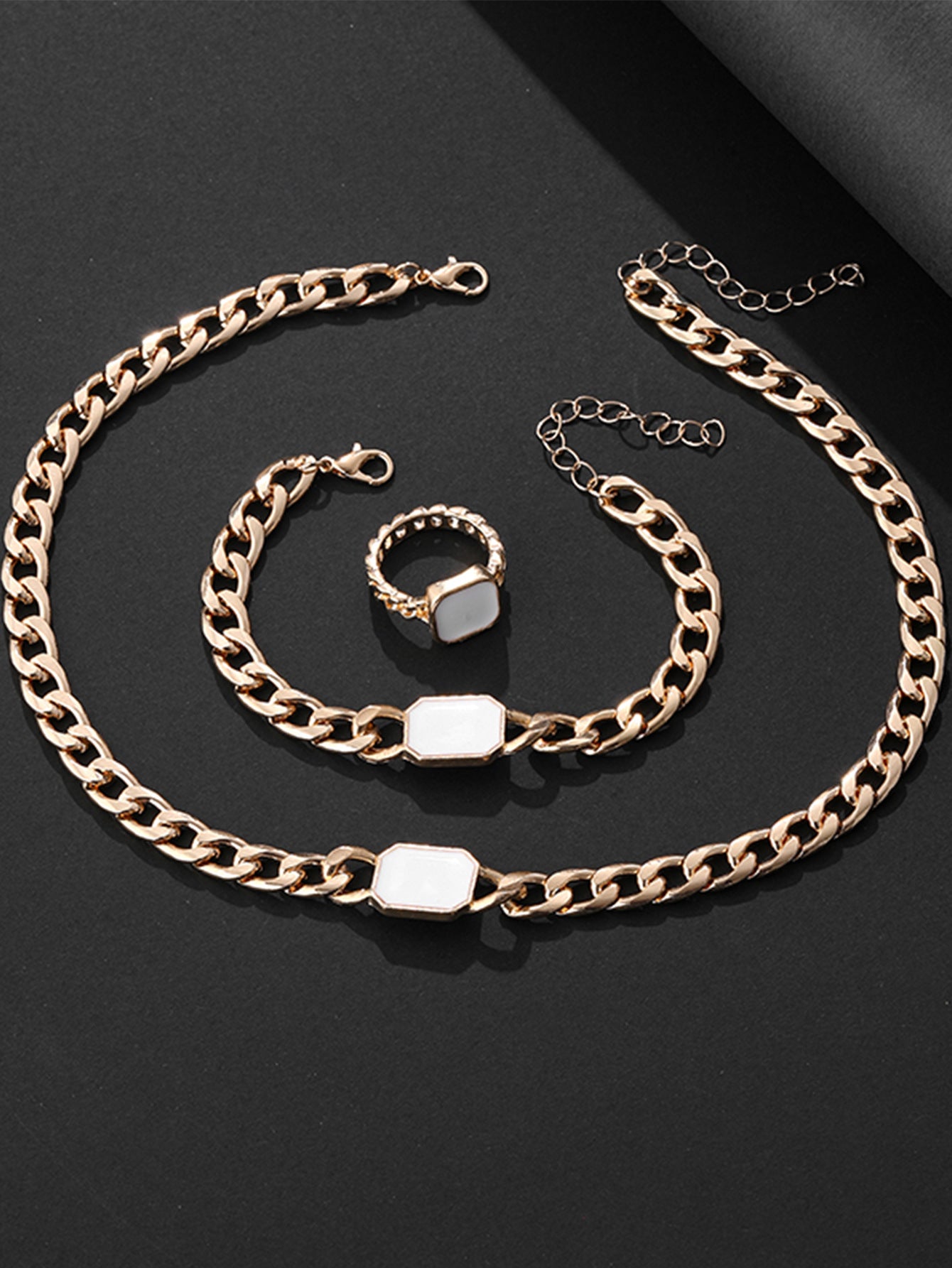 Wholesale Modern Geometric Square Cuban Chain Jewelry Set In Black Alloy Electroplated Fashion Accessory For Resale