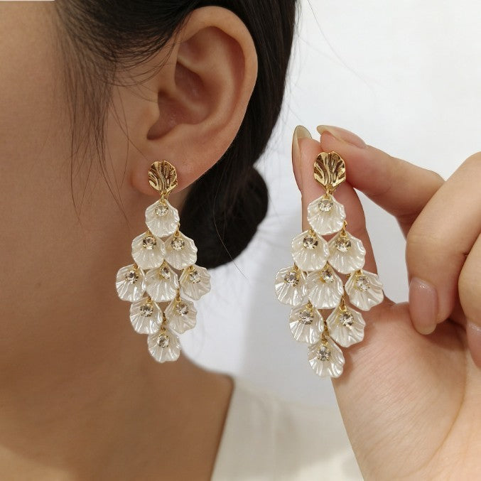 Wholesale Alloy Electroplated Hollow Zircon Stud Earrings Geometric Design Party Jewelry Gift for Women