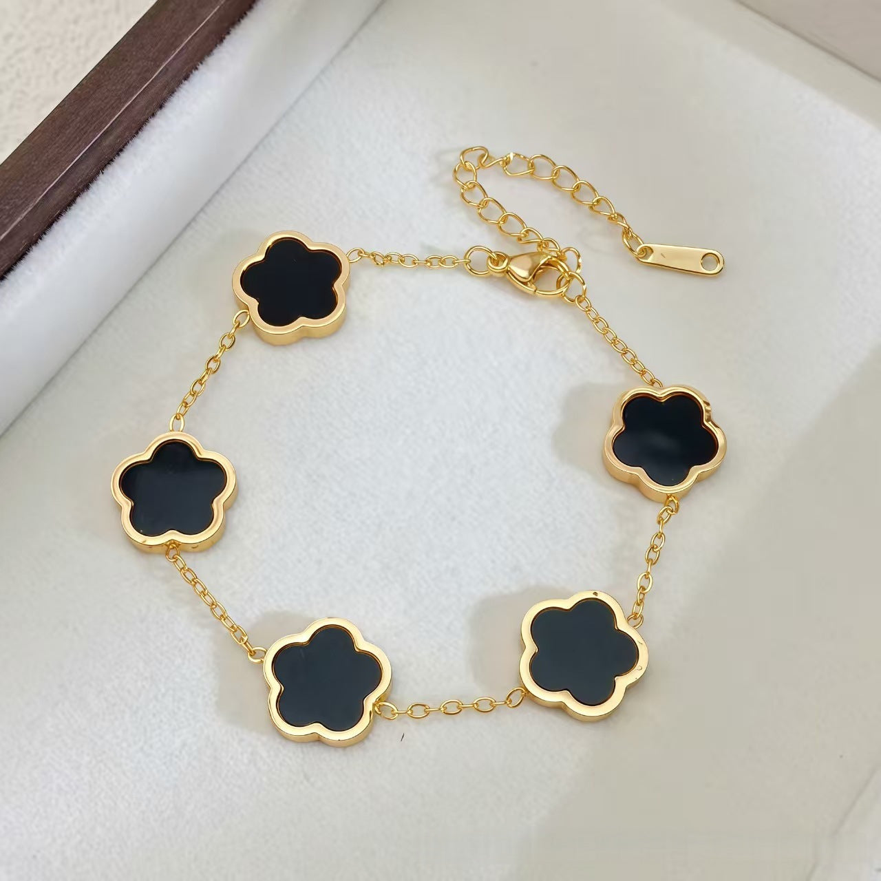 Wholesale Stainless Steel Four Leaf Clover Bracelet Fade Resistant Unisex Jewelry Accessory For Anniversary Gifts Boutique Resale