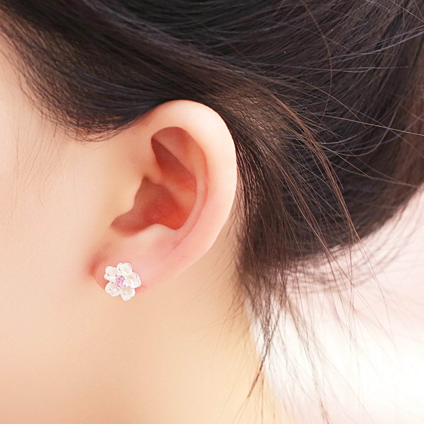 Wholesale Cherry Blossom Flower Stud Earrings Alloy Electroplated Fashion Jewelry Accessory For Women Daily Wear