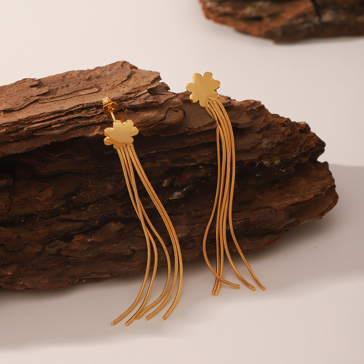 Wholesale  stainless steel  fashion all-match tassel earrings