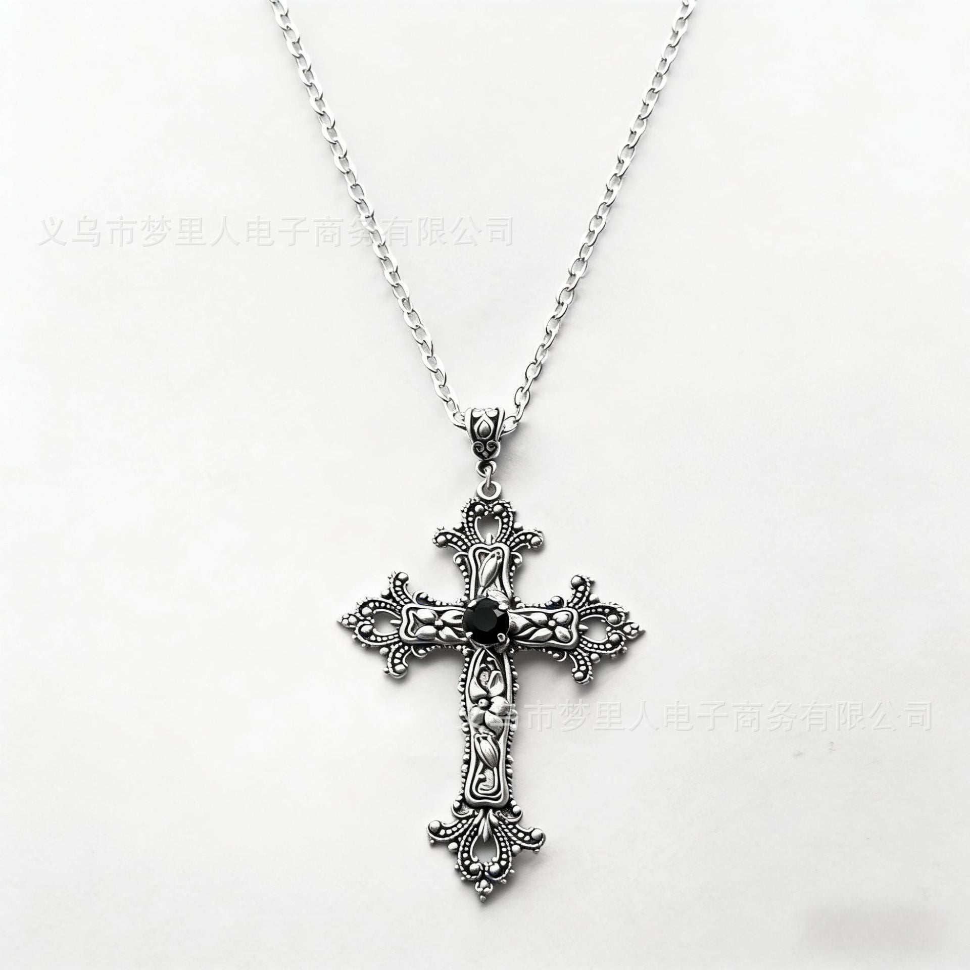Wholesale Trendy Flower Pattern Cross Pendant Necklace Electroplated Alloy Jewelry Accessory
