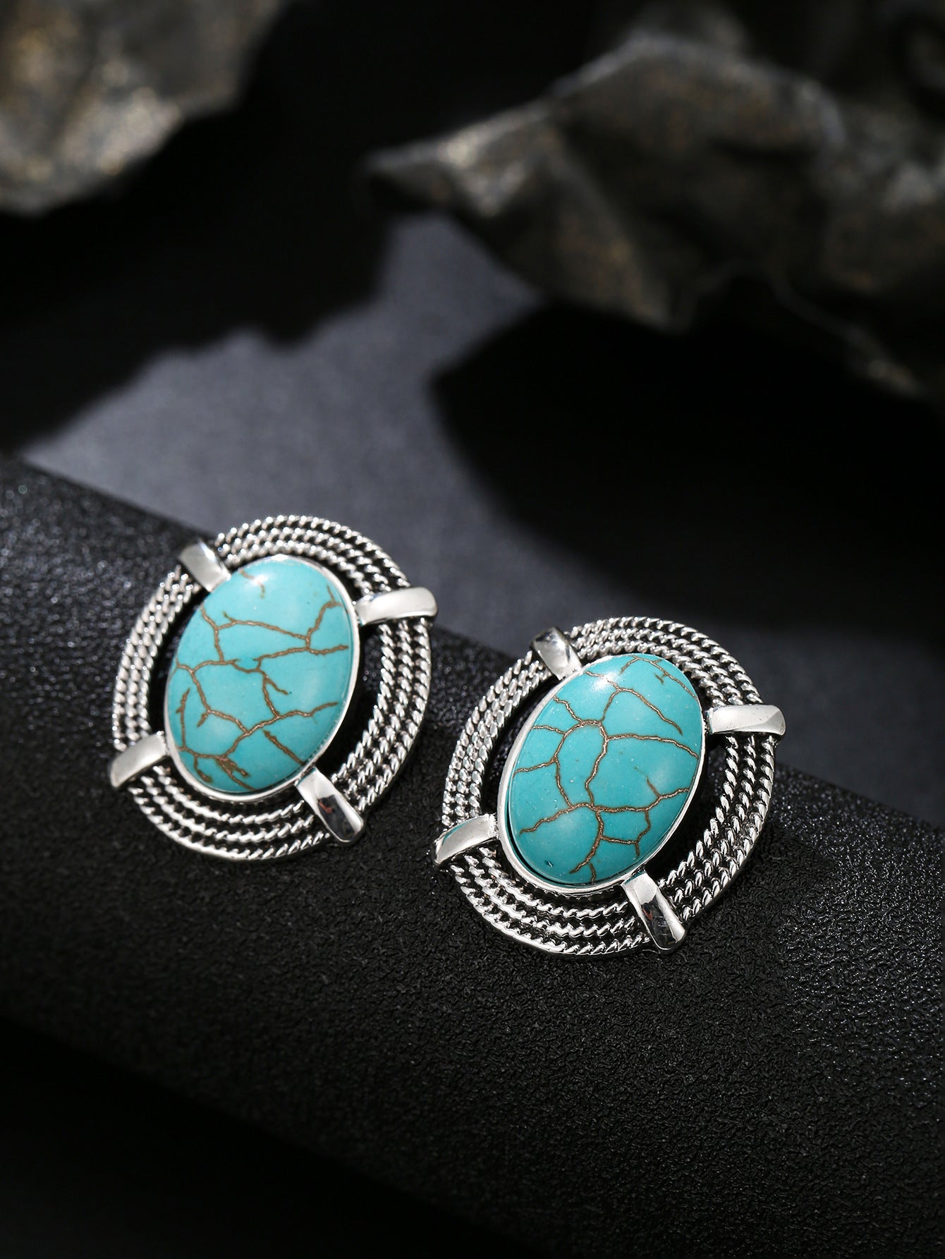 Orecchini accessibili all'ingrosso in stile occidentale