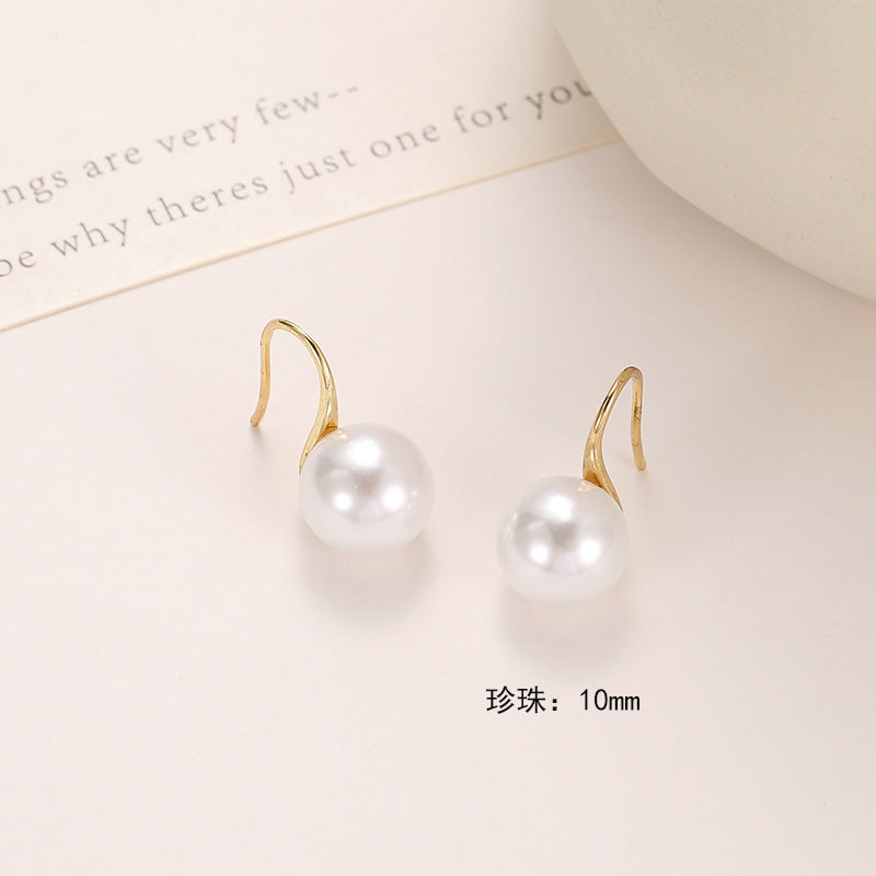 Wholesale pearl retro round shiny ear hooks earrings