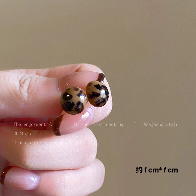 Wholesale Vintage Metallic Shiny Spherical Earrings